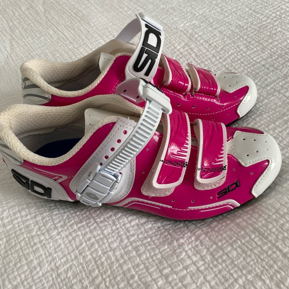 Never been worn Sidi indoor cycling shoes